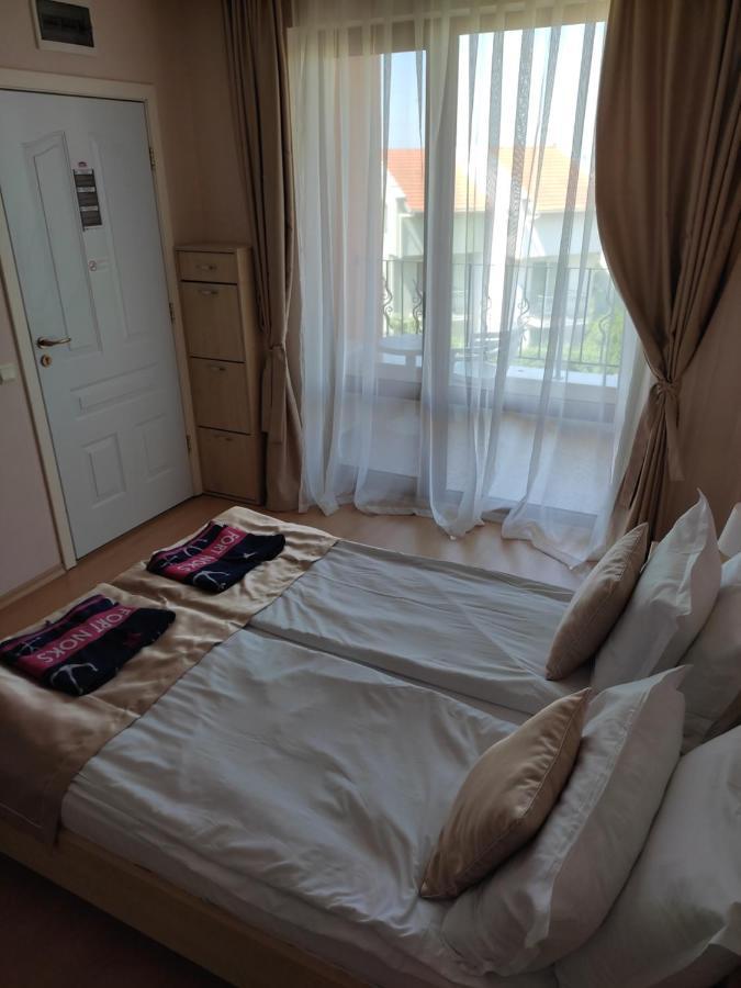 Prestige Fort Beach Private Apartment-Studio 46 Свети-Влас Экстерьер фото